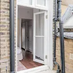 Stylish Flat In The Heart Of South Kensington